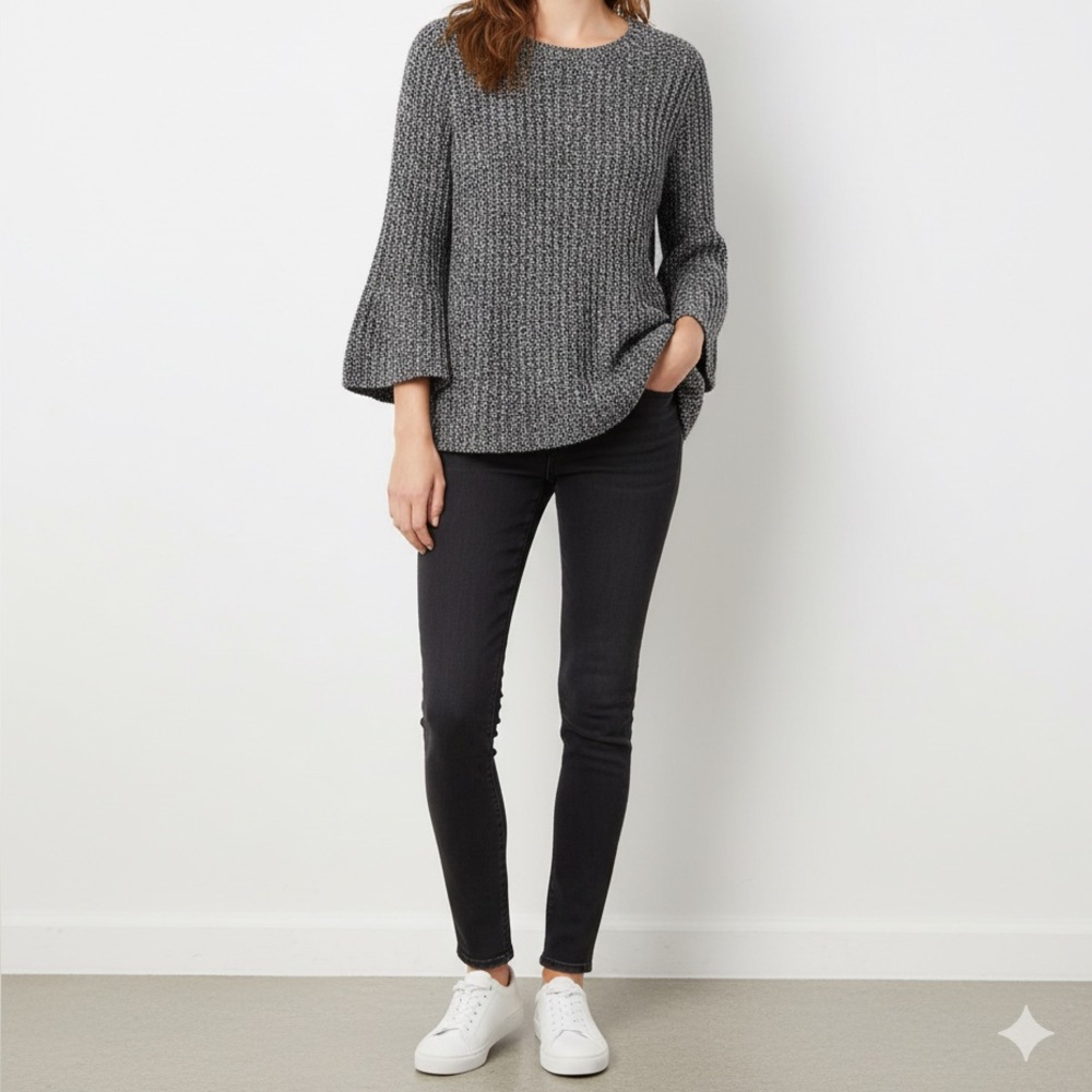 🔥$10 FINAL PRICE🔥 GAP Marled Knit Ribbed Pullover Sweater Grey White Bell Sleeve